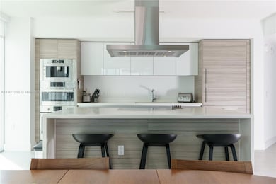 Parque Towers at St. Tropez unit 4-1101, Sunny Isles Beach, FL 33160 - photo 5