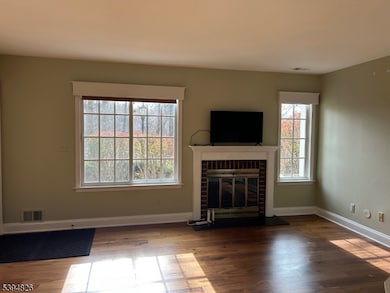 45 Stevens Ct unit 3145, Bedminster, NJ 07921 - photo 3