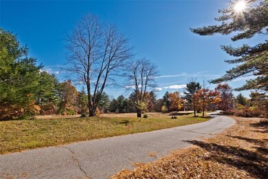 Beautiful private lot