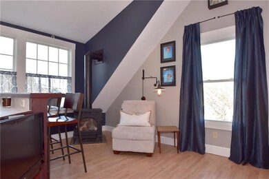 18 Hill St unit 4, Portland, ME 04102 - photo 3