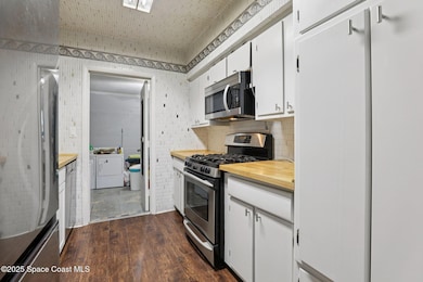 1508 Hedrick Dr, Melbourne, FL 32901 - photo 6