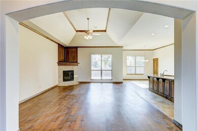 608 NW 193rd St, Edmond, OK 73012 - photo 5