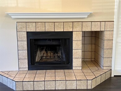 2432 Dalewood Ln, Bedford, TX 76022 - photo 7