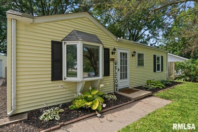 3203 W 69th St, Davenport, IA 52806 - photo 4