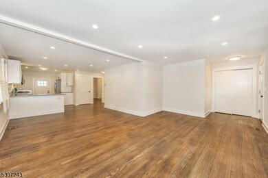 266-268 Elmwood Ave unit 1, Maplewood, NJ 07040 - photo 6