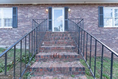 2067 Tanglewood Dr, Snellville, GA 30078 - photo 2