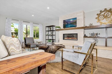 509 N Adams St, Fredericksburg, TX 78624 - photo 4