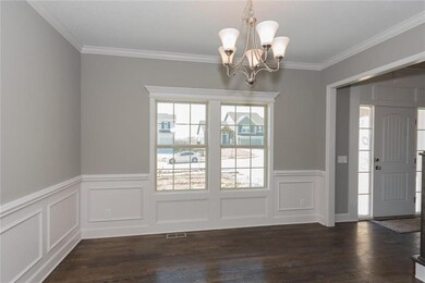 4907 NE 104th St, Kansas City, MO 64156 - photo 3