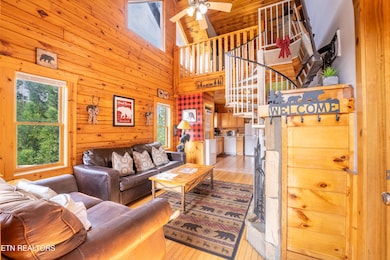 407 Big Bear Way, Pigeon Forge, TN 37863 - photo 5