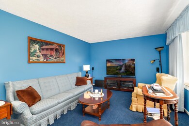 5553 Oliver Ln, Broad Run, VA 20137 - photo 7