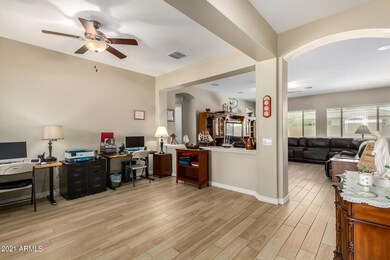 1083 W Pagoda Ave, San Tan Valley, AZ 85140 - photo 6