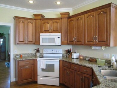 306 New Heritage Dr, Cookeville, TN 38506 - photo 7