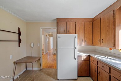 23-web-or-mls-22-e-highland-dr