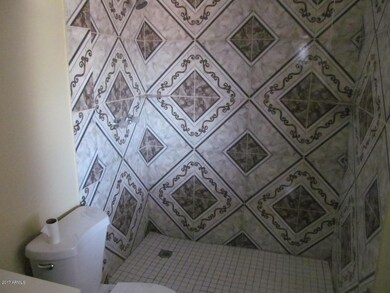 Citrus MBR Bath