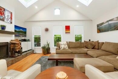 943 N Honore St, Chicago, IL 60622 - photo 4