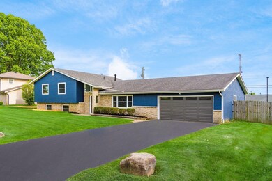 6171 Barberry Hollow, Columbus, OH 43213 - photo 2