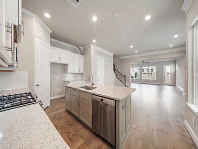 944 Judiway St, Houston, TX 77018 - photo 5