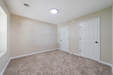 510 Hietts Ln unit B, Clarksville, TN 37043 - photo 7