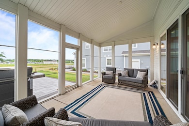 2724 Harbor Ct, Delavan, WI 53115 - photo 6