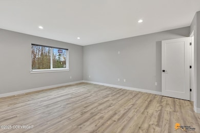 618 E Rita Cir unit 1, Wasilla, AK 99654 - photo 5