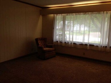 3007 Midland Dr, Erie, PA 16506 - photo 3