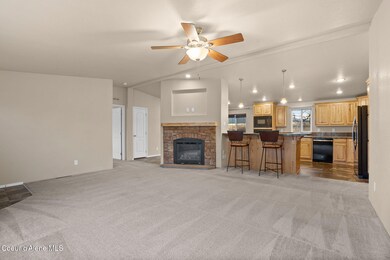 Inside-Spokane-Essex-7