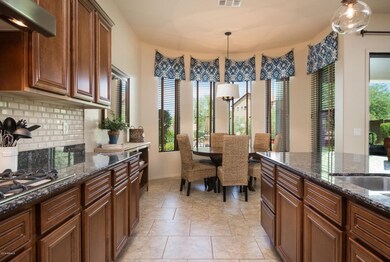 08- KITCHEN
