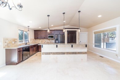 full kitchen