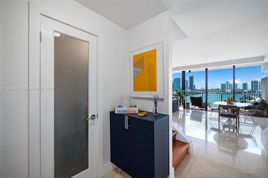 1000 Venetian unit 1108, Miami Beach, FL 33139 - photo 7