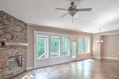 21065 S Skyview Ln, Spring Hill, KS 66083 - photo 4