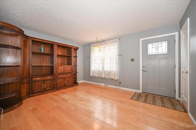 509 N Stadium Dr, Xenia, OH 45385 - photo 3