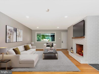 13827 Northcrest Rd, Hagerstown, MD 21742 - photo 4