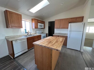 3355 E Tycana Rd, Winnemucca, NV 89445 - photo 3