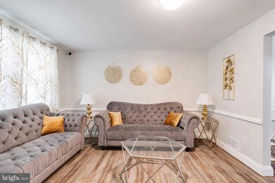 8637 Black Oak Rd, Parkville, MD 21234 - photo 6