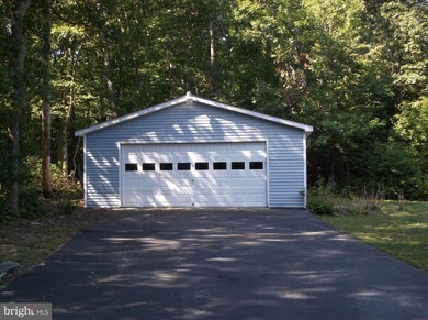 23179 Potter Dr, California, MD 20619 - photo 3