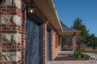 8200 SW 37th St, Topeka, KS 66614 - photo 3