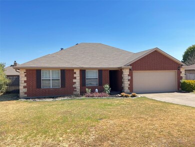 3017 Stroll Dr, Granbury, TX 76049 - photo 2