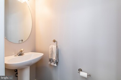 9008 Quail Run Dr, Perry Hall, MD 21128 - photo 7