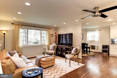 8902 Transue Dr, Bethesda, MD 20817 - photo 7