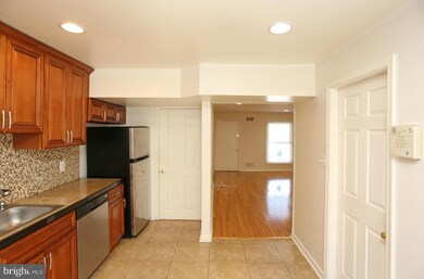 1837 Arwell Ct unit B, Severn, MD 21144 - photo 6