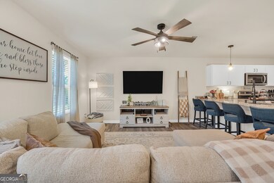 135 Catalpa Rd, Milner, GA 30257 - photo 6