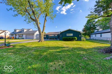 5809 Hollister Dr, Indianapolis, IN 46224 - photo 3