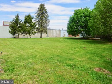 0 N 4th St, Womelsdorf, PA 19567 - photo 3