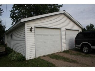 407 Red River Ave S, Cold Spring, MN 56320 - photo 3