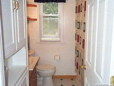 Bathroom This bathroom shines!