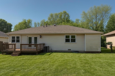 4553 W La Siesta St, Springfield, MO 65802 - photo 2