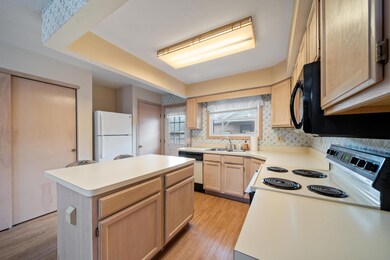 5801 Thada Ln, Columbus, OH 43229 - photo 5