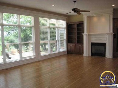 1248 SW Westside Dr, Topeka, KS 66615 - photo 2