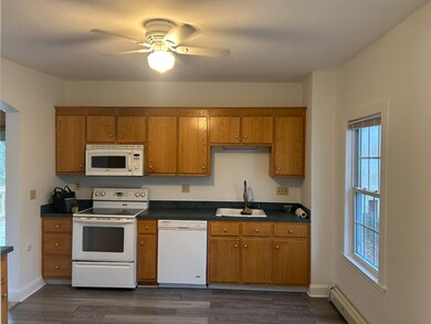 31 Wellington St unit 2, Medway, MA 02053 - photo 2