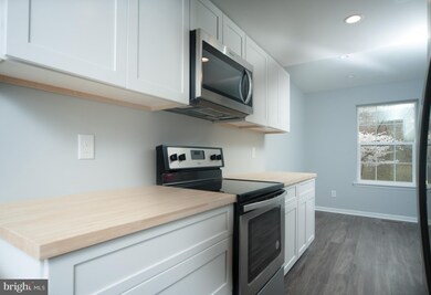 9013 Lambskin Ln, Columbia, MD 21045 - photo 7